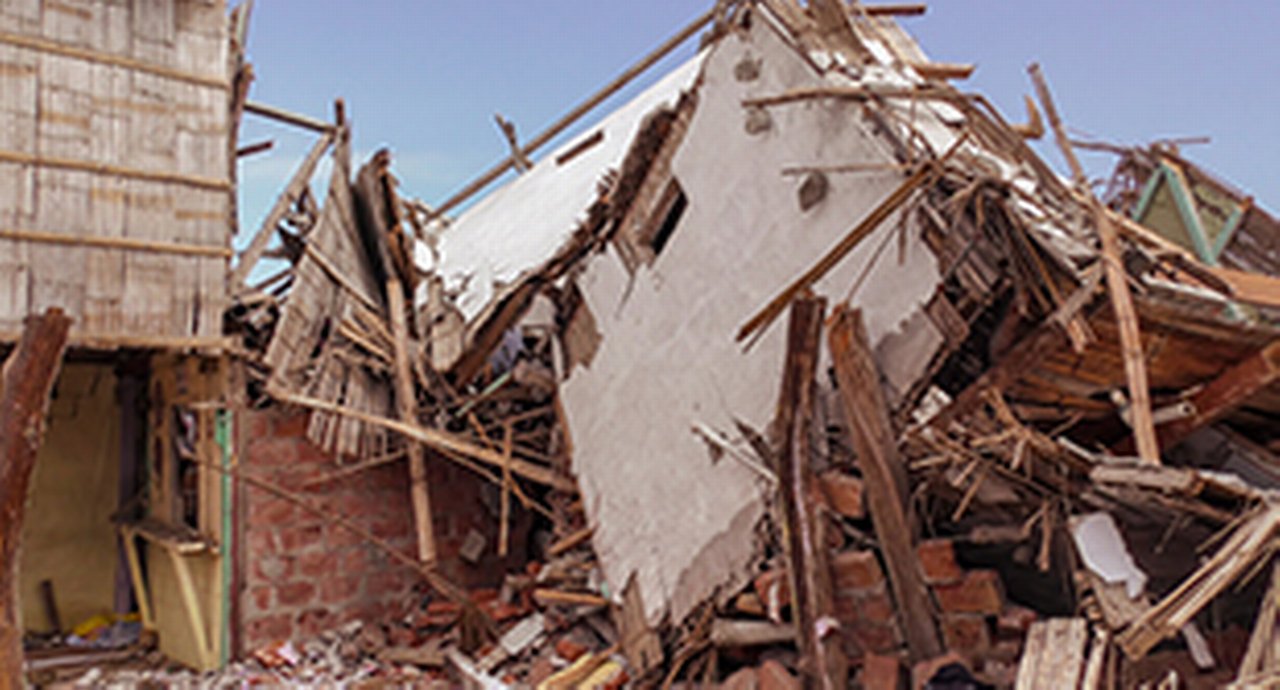 CB-from-the-rubble-537415392_310x167.jpg